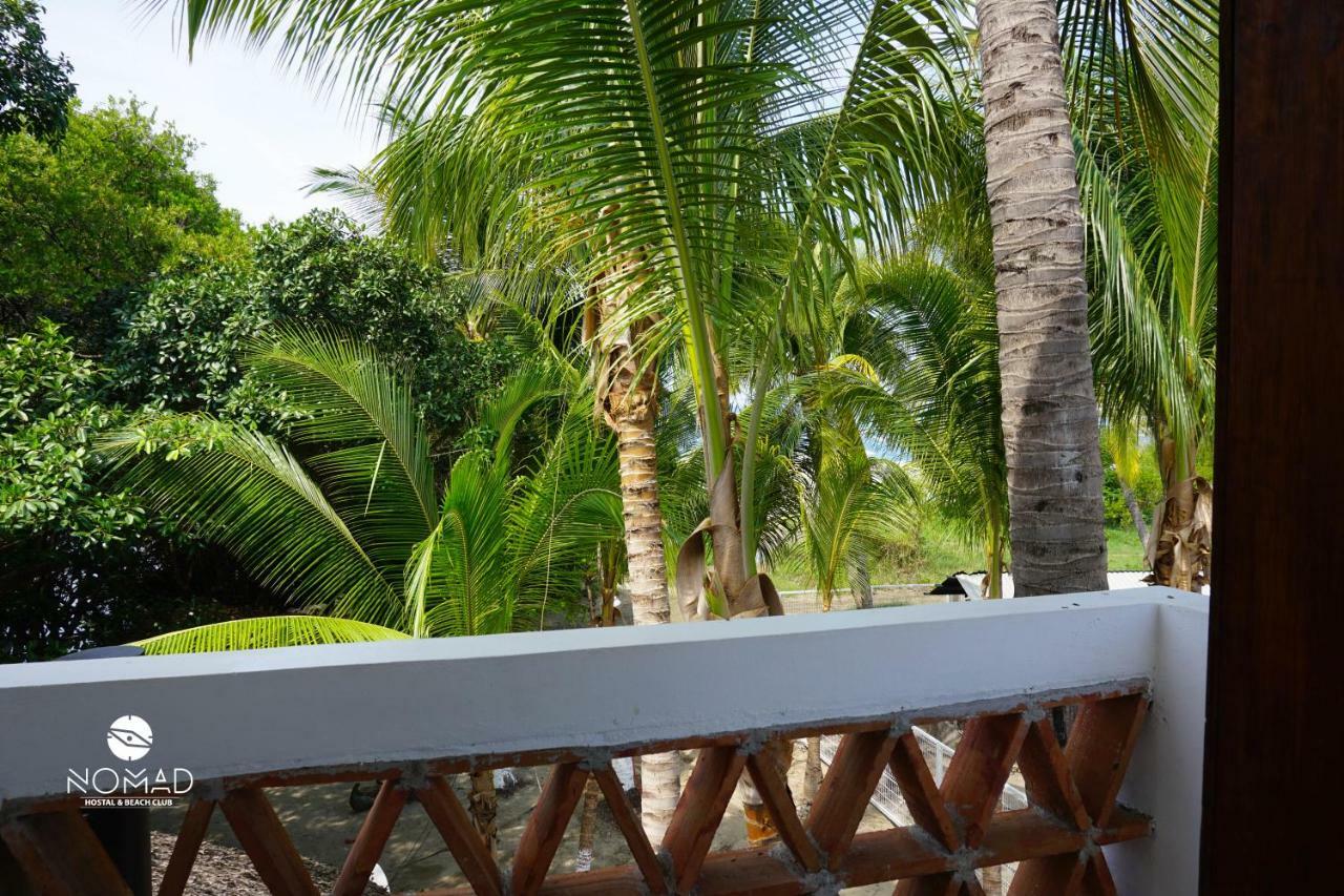 Nomad Beach House Hotel ปูแอร์โตเอสกอนดิโด ภายนอก รูปภาพ